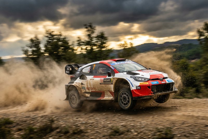 蜜芽赛车视频-越野赛事